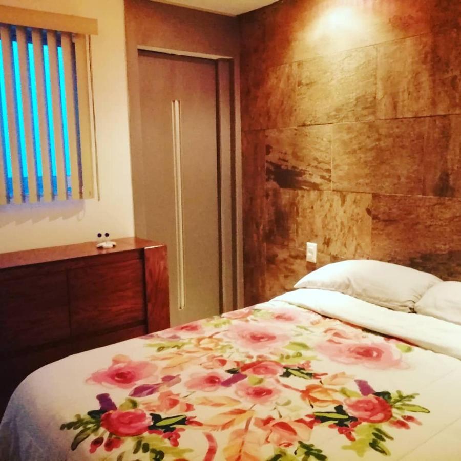 Pule Pule Hostal Boutique Guadalajara Eksteriør billede