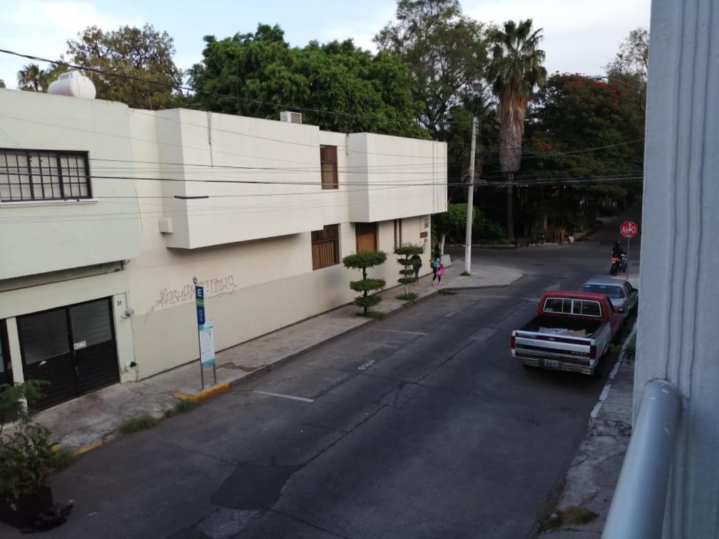 Pule Pule Hostal Boutique Guadalajara Eksteriør billede